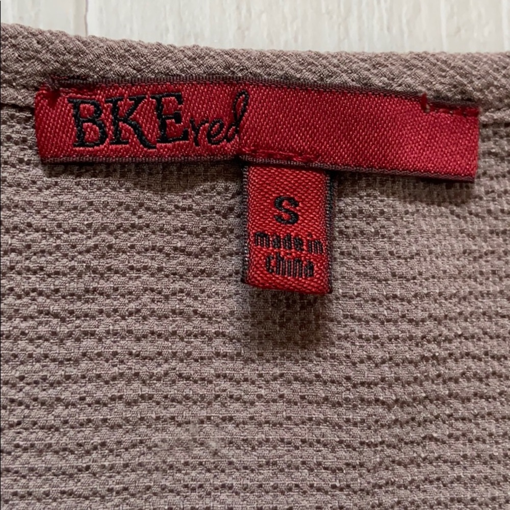 BKE Red Tank - Picture 3 of 5